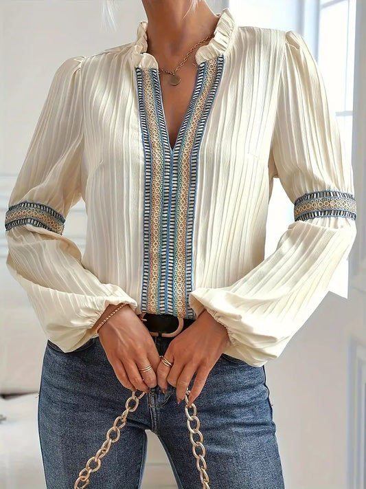 Bohemian style damesblouse met V-hals en pofmouwen